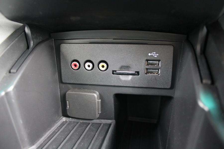  Ford Explorer Limited 4WD 2011 года  (фото 29 из 60)